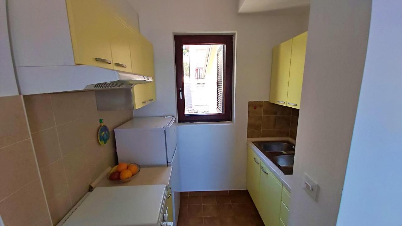 Apartment Roscic Omiš Exterior foto