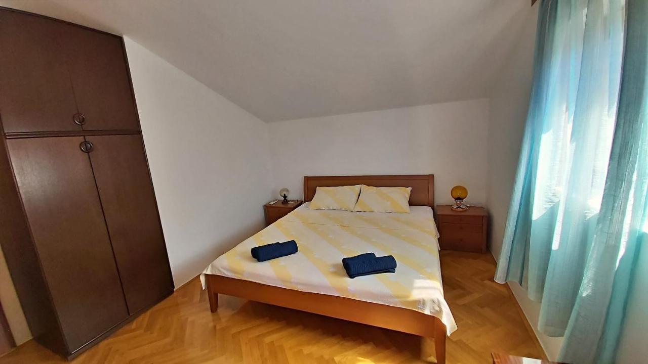 Apartment Roscic Omiš Exterior foto