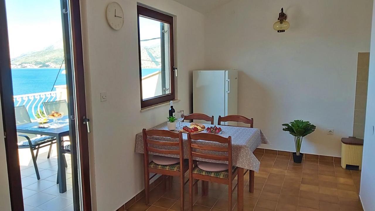 Apartment Roscic Omiš Exterior foto